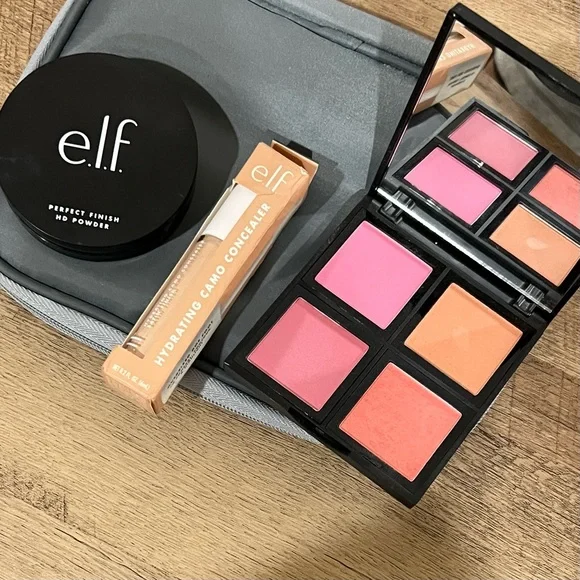 Makeup Brush Set + Case | Makeup Bundle - Picture 1 of 7